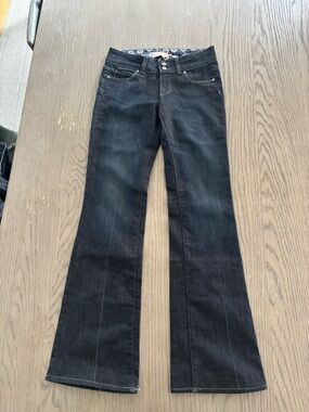 Vintage Paige Low Rise Bootcut Jeans in a Dark wash